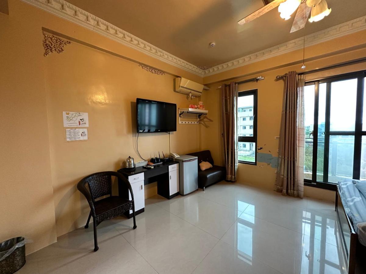 Tou Cheng Whale Watching Homestay Тоучэн Экстерьер фото